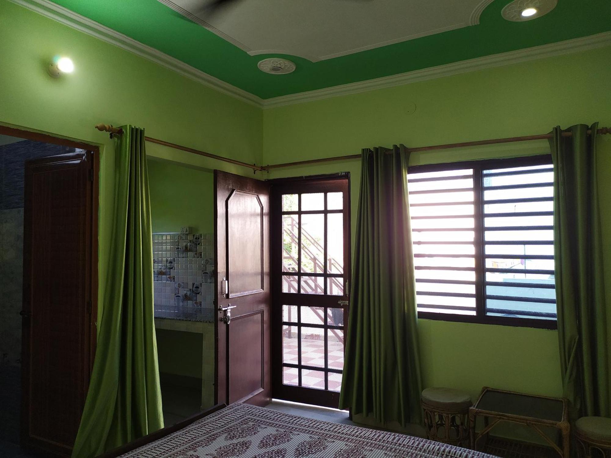 Anjali Home Stay Rishikesh Phòng bức ảnh